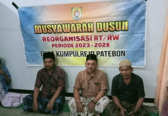 Musyawarah Dusun Reorganisasi Pengurus RT 05 RW 01